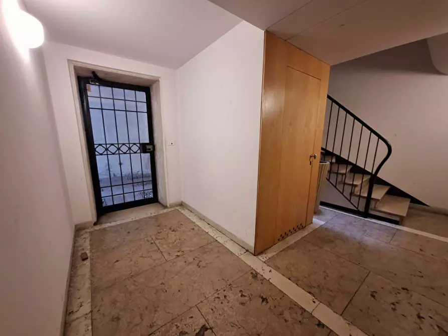 Immagine 10 di Ufficio in affitto  in contrà Pedemuro San Biagio a Vicenza