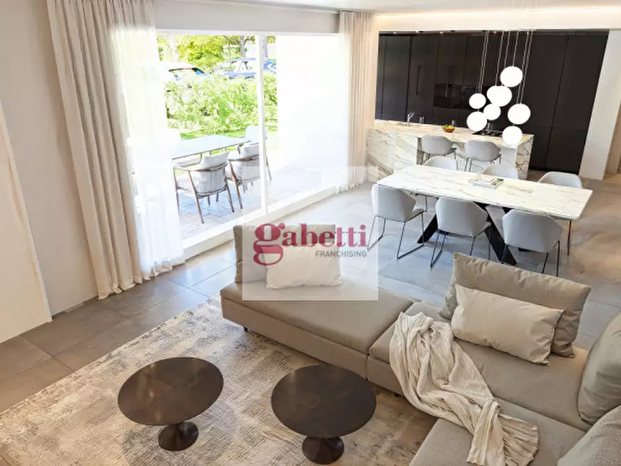 Immagine 10 di Attico in vendita  in via piave a Stra