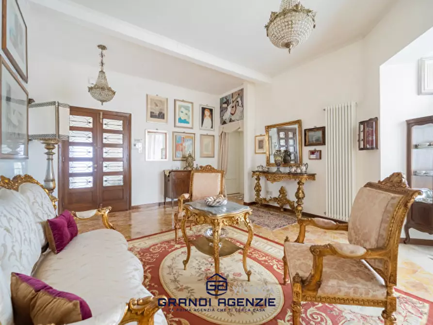 Immagine 4 di Appartamento in vendita  in Contrà Mure San Michele a Vicenza