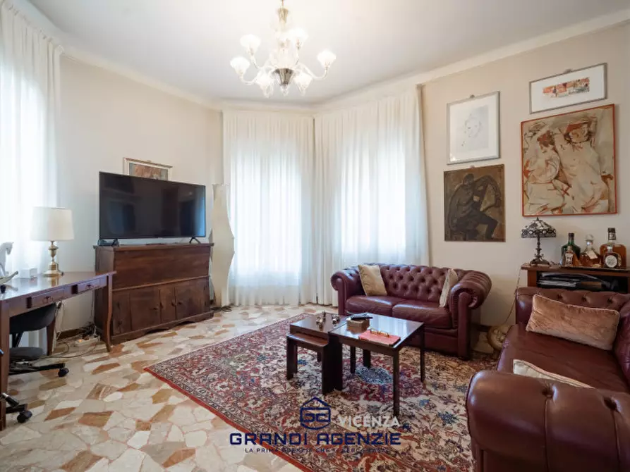 Immagine 9 di Appartamento in vendita  in Contrà Mure San Michele a Vicenza