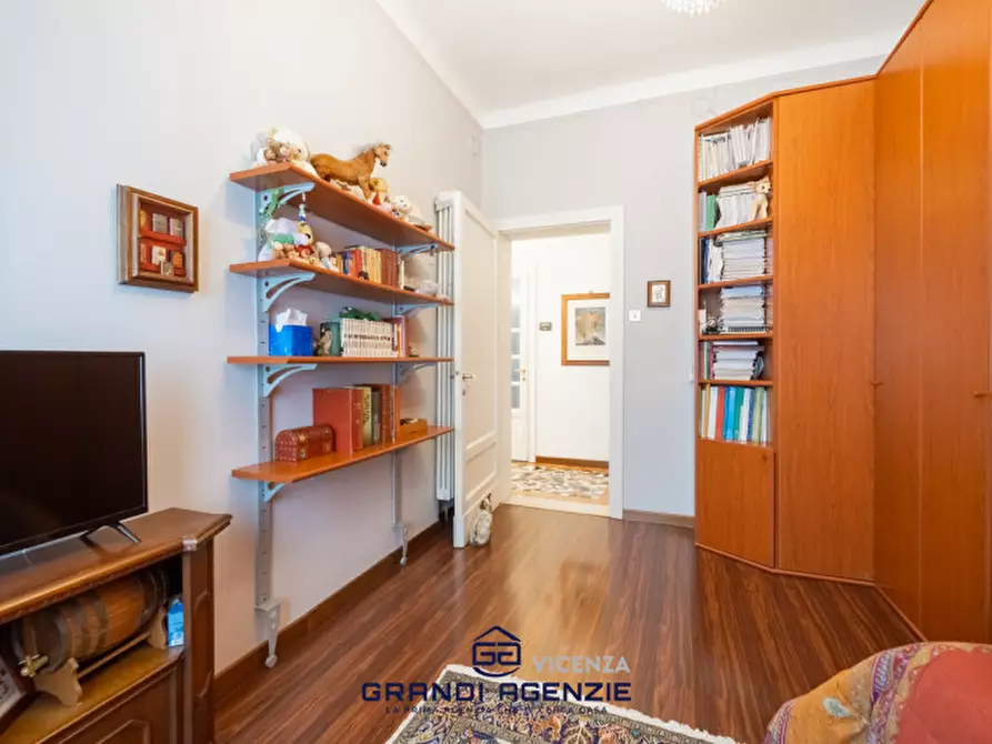 Immagine 18 di Appartamento in vendita  in Contrà Mure San Michele a Vicenza