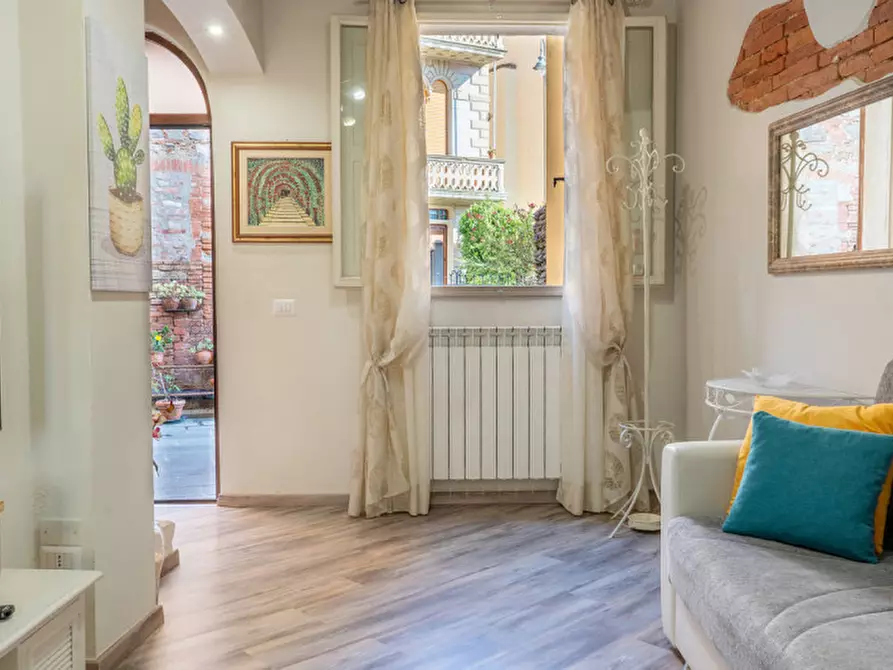 Immagine 2 di Hotel in vendita  a Grosseto