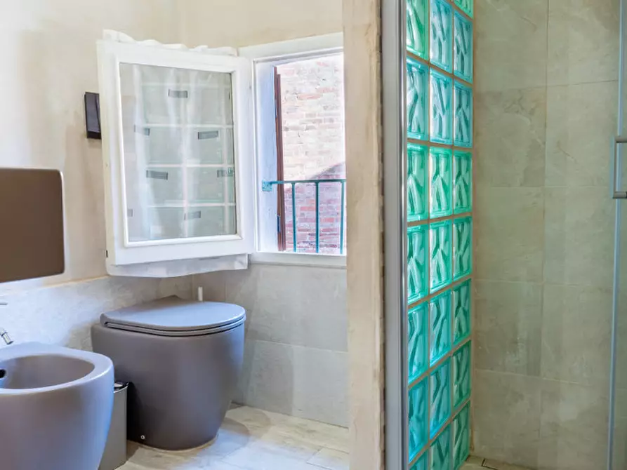 Immagine 7 di Hotel in vendita  a Grosseto