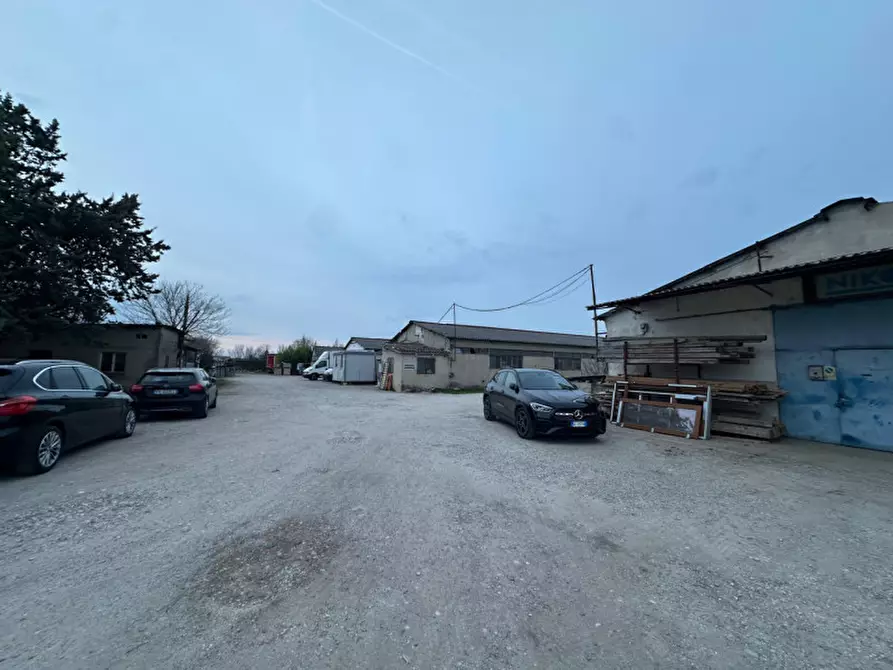 Immagine 7 di Capannone industriale in vendita  in Strada la Grezzanella a Villafranca Di Verona