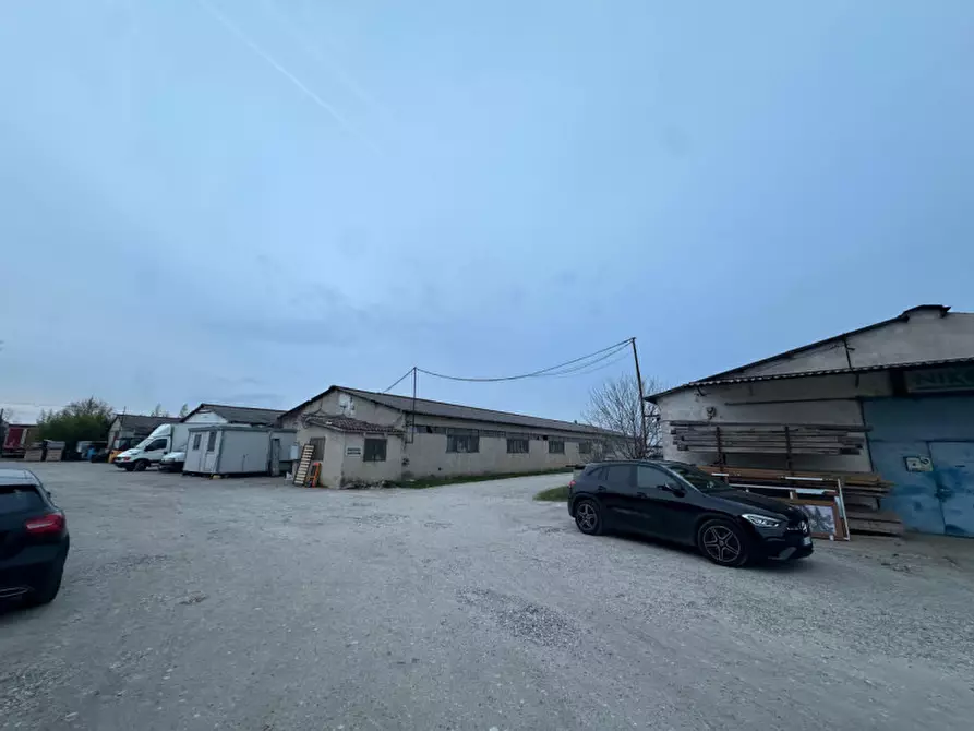 Immagine 8 di Capannone industriale in vendita  in Strada la Grezzanella a Villafranca Di Verona