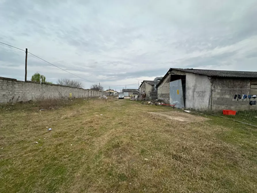 Immagine 10 di Capannone industriale in vendita  in Strada la Grezzanella a Villafranca Di Verona