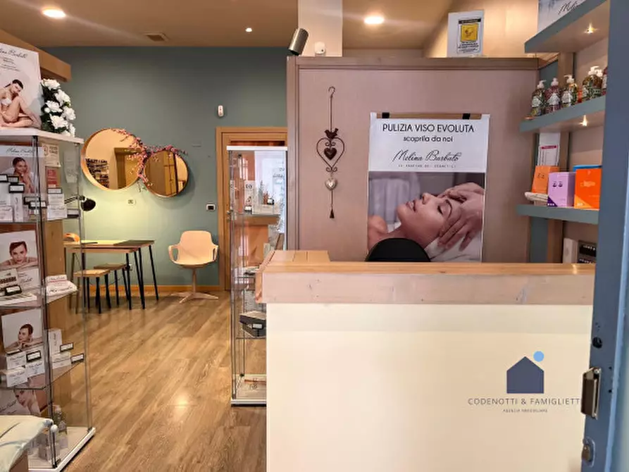 Immagine 1 di Attività commerciale in vendita  in Via Agostino Bassi a Brescia