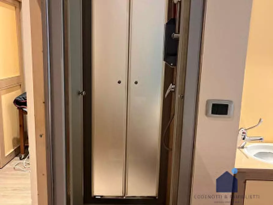 Immagine 12 di Attività commerciale in vendita  in Via Agostino Bassi a Brescia