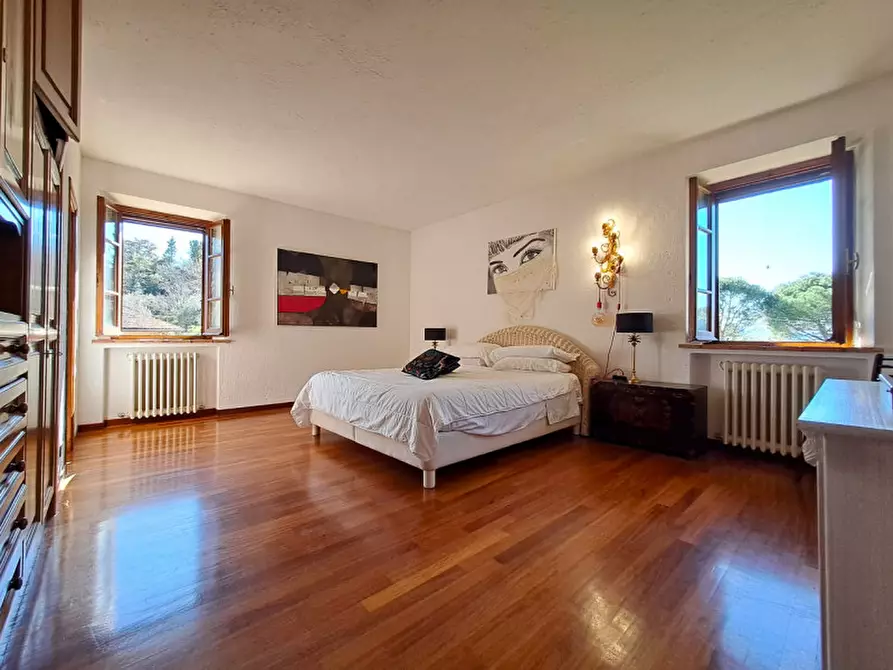 Immagine 38 di Rustico / casale in vendita  a Magione