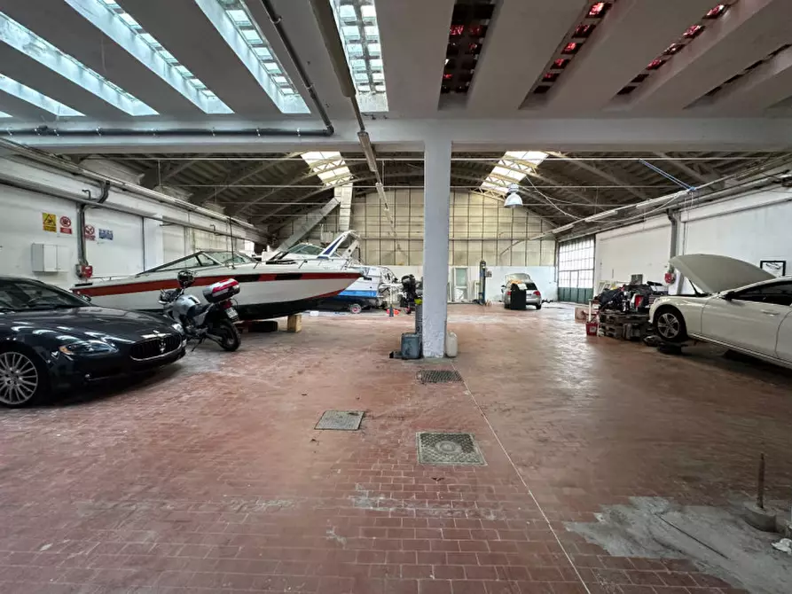 Immagine 6 di Capannone industriale in vendita  in Viale del Lavoro a Verona