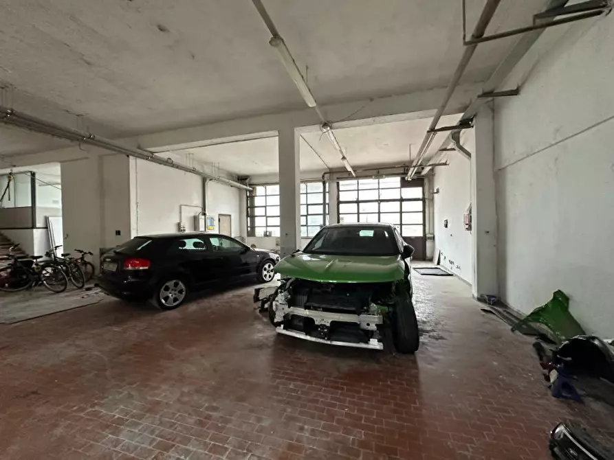 Immagine 9 di Capannone industriale in vendita  in Viale del Lavoro a Verona