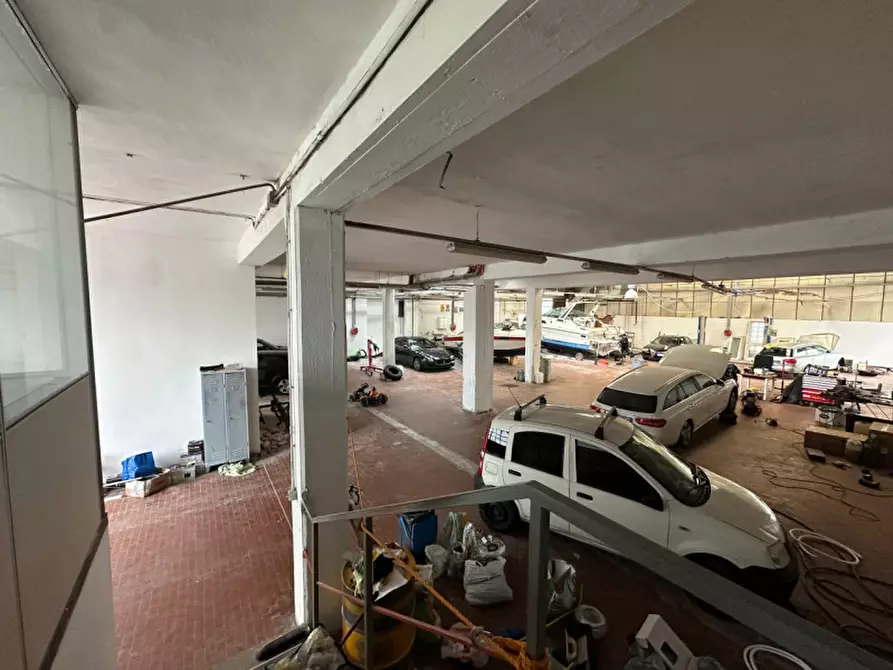 Immagine 12 di Capannone industriale in vendita  in Viale del Lavoro a Verona