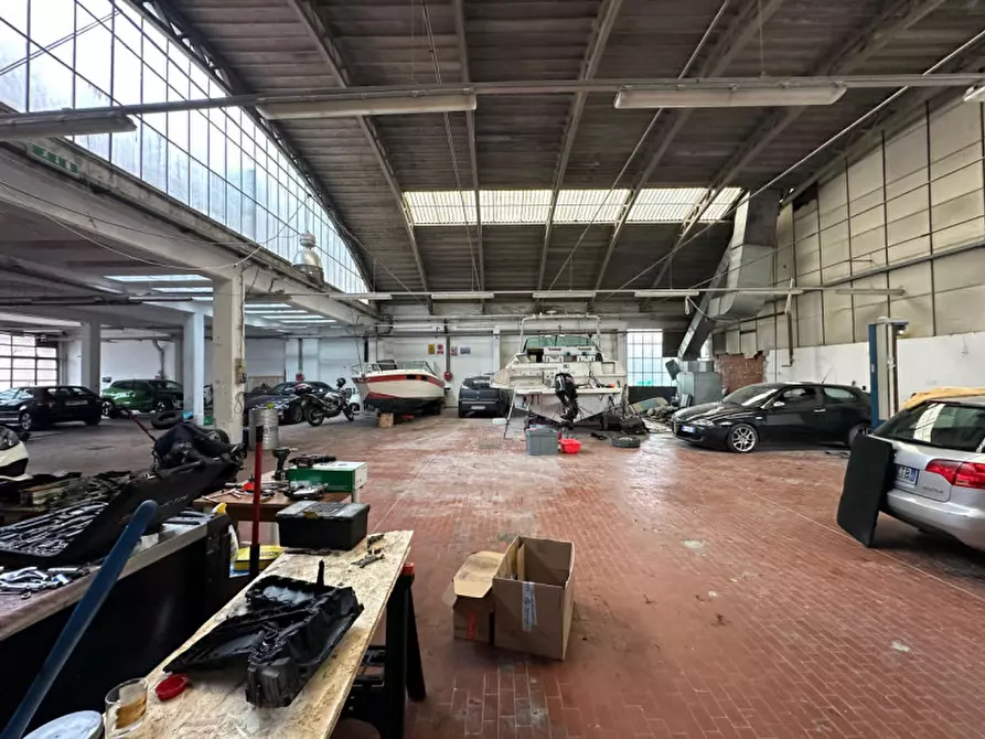 Immagine 25 di Capannone industriale in vendita  in Viale del Lavoro a Verona