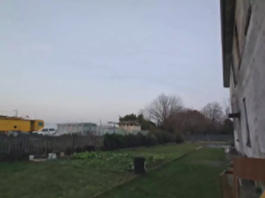 Immagine 4 di Appartamento in vendita  in Via Alabardi, 21 a Castelfranco Veneto