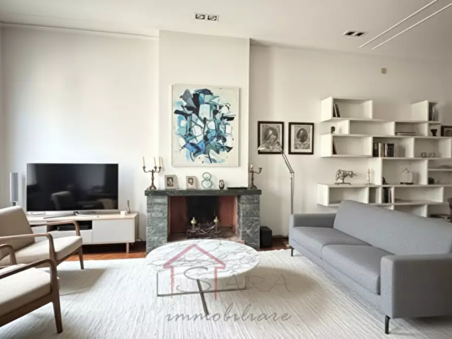 Immagine 1 di Casa bifamiliare in vendita  in Via del Santo a Padova