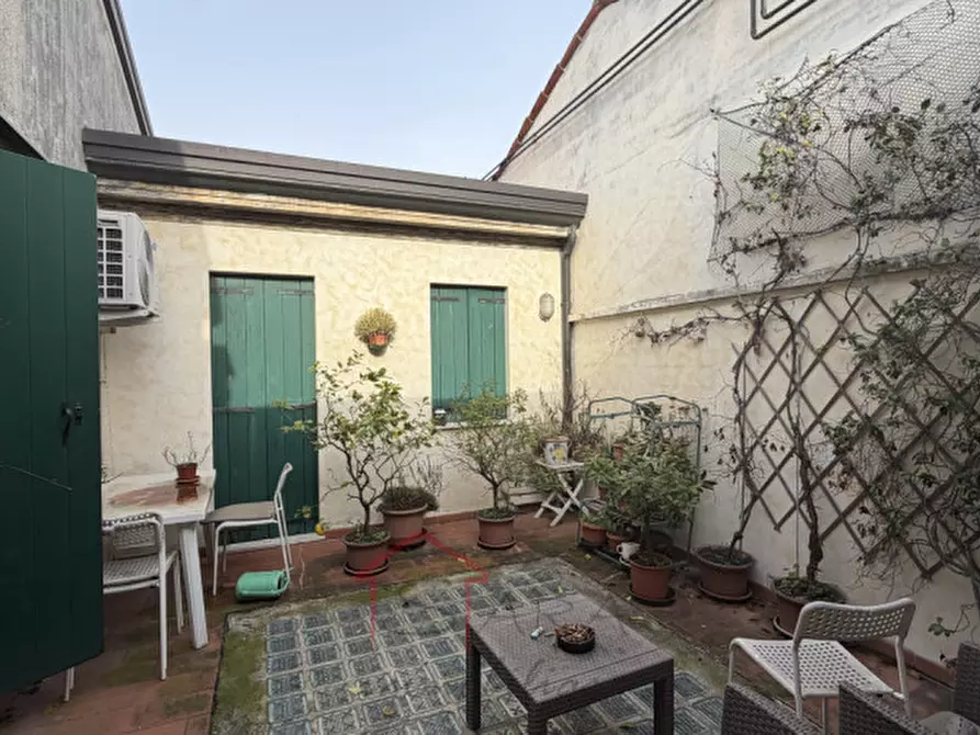 Immagine 27 di Casa bifamiliare in vendita  in Via del Santo a Padova
