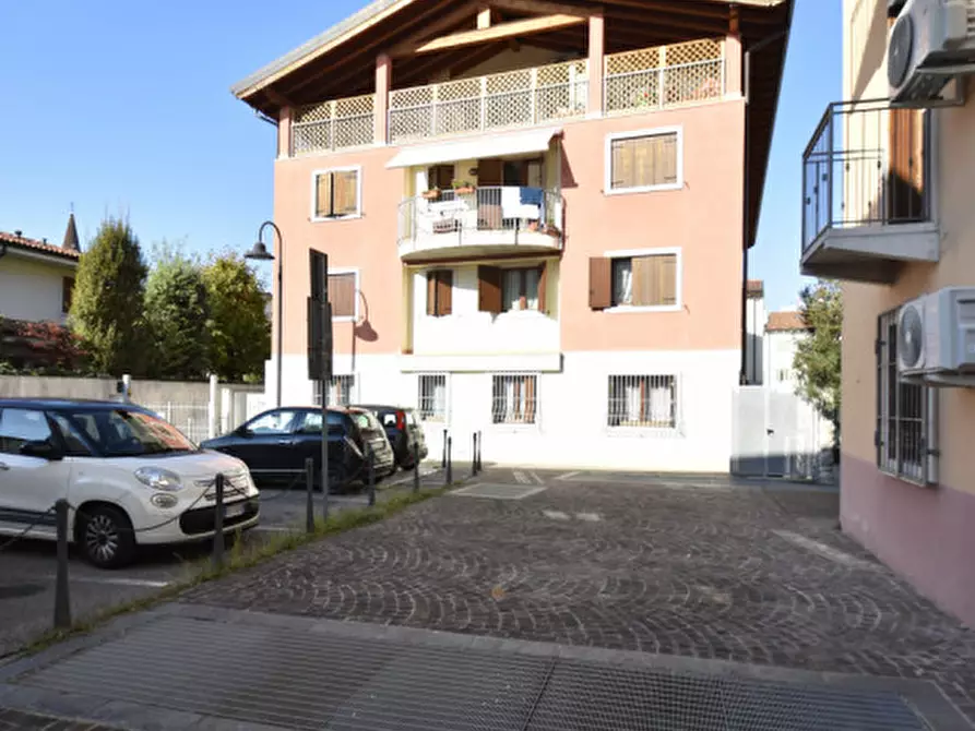 Immagine 1 di Appartamento in vendita  a Bussolengo