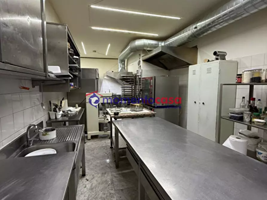 Immagine 23 di Attività commerciale in vendita  in Via Montevergine a Reggio Di Calabria