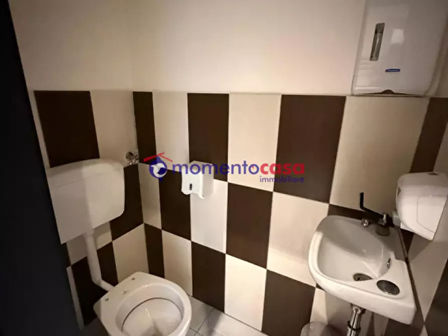 Immagine 30 di Attività commerciale in vendita  in Via Montevergine a Reggio Di Calabria