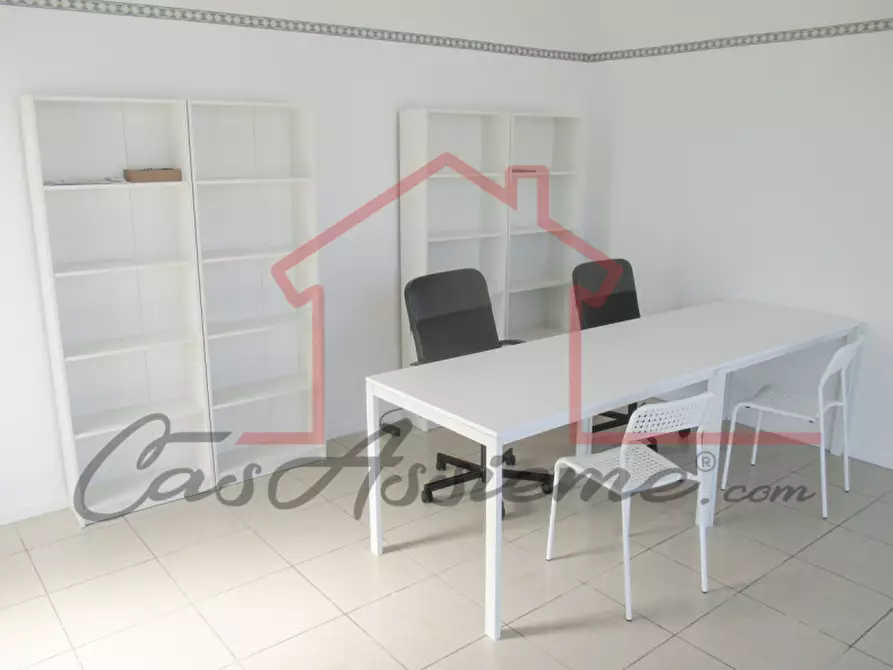 Immagine 1 di Negozio in affitto  a San Martino Di Lupari