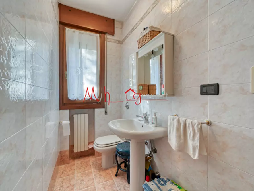 Immagine 6 di Villa in vendita  in via Campania a Rubano