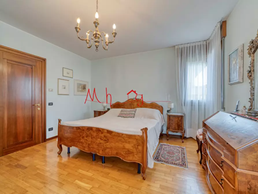 Immagine 12 di Villa in vendita  in via Campania a Rubano