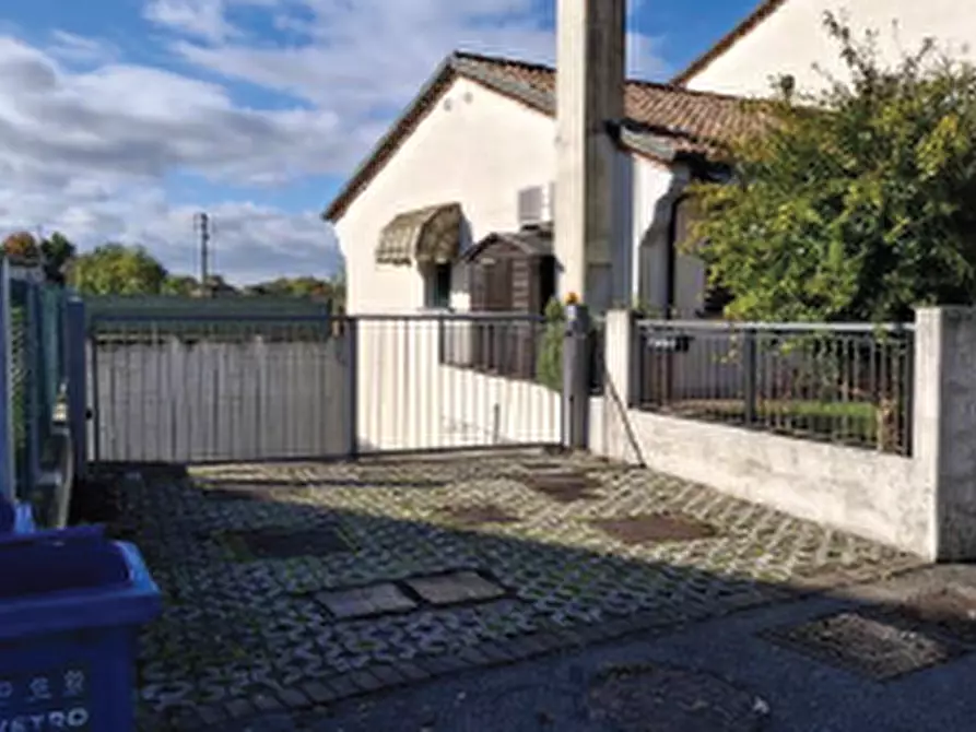 Immagine 3 di Appartamento in vendita  in Via Gobette, 7 a Vedelago