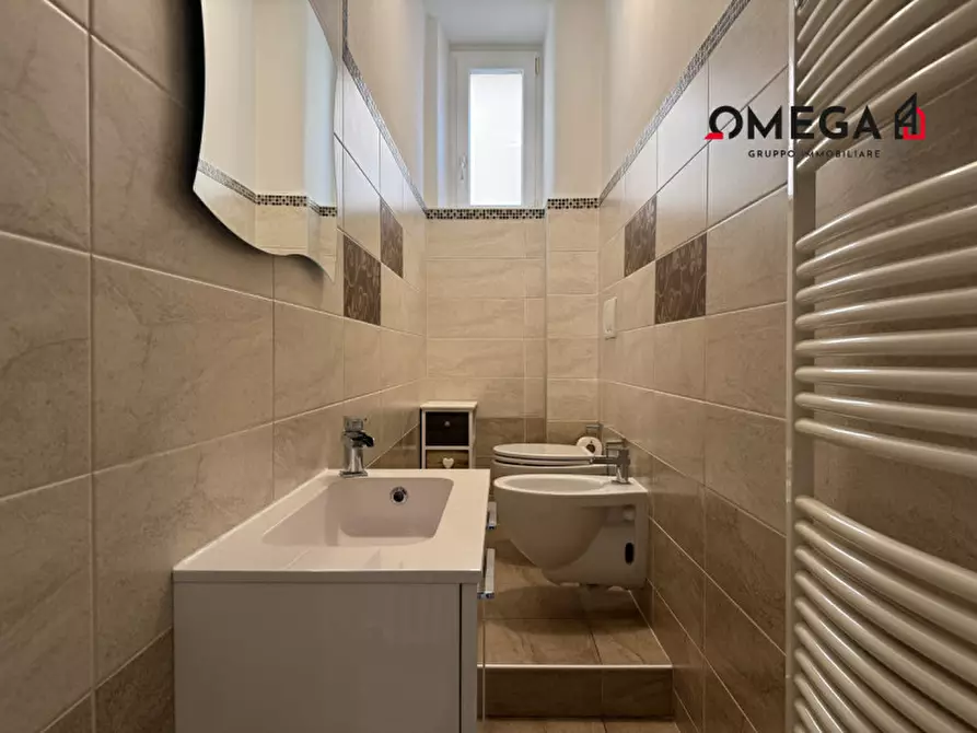 Immagine 20 di Appartamento in vendita  in Via Carlo Gregorutti 4 a Trieste