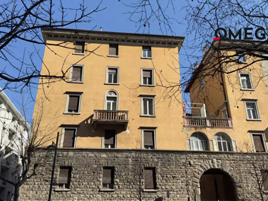 Immagine 38 di Appartamento in vendita  in Via Carlo Gregorutti 4 a Trieste