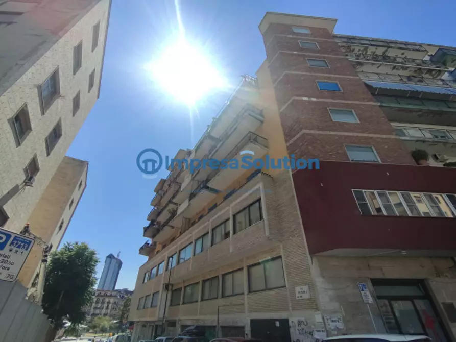 Immagine 4 di Negozio in affitto  in Via Vecchia Poggioreale a Napoli