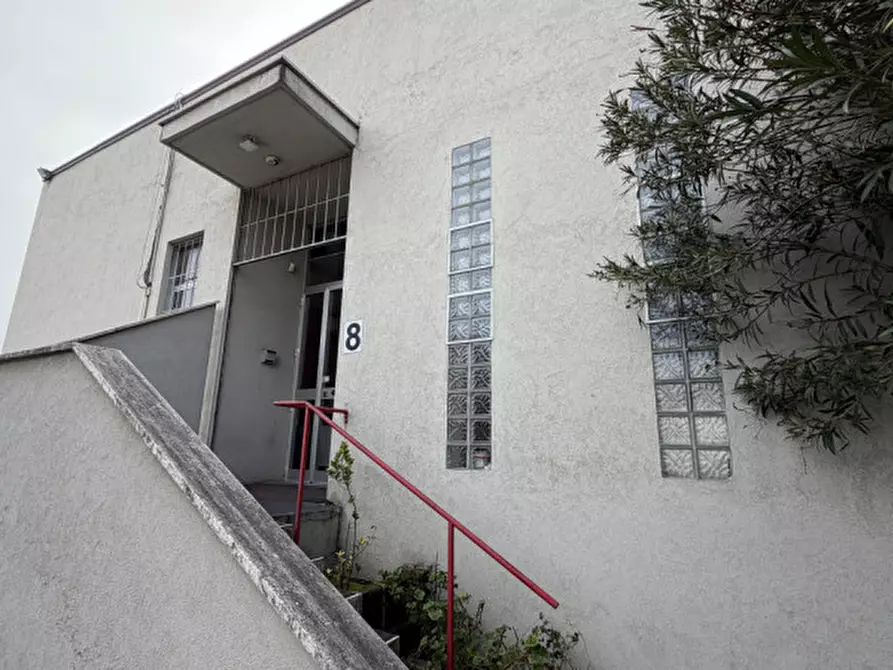 Immagine 8 di Capannone industriale in vendita  in VIA TOMBESI a Ancona