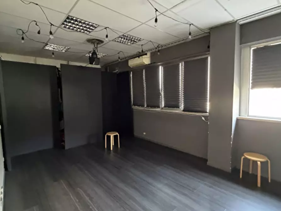 Immagine 19 di Capannone industriale in vendita  in VIA TOMBESI a Ancona