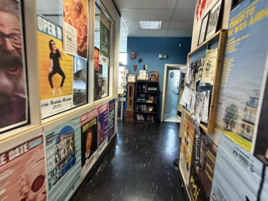 Immagine 21 di Capannone industriale in vendita  in VIA TOMBESI a Ancona