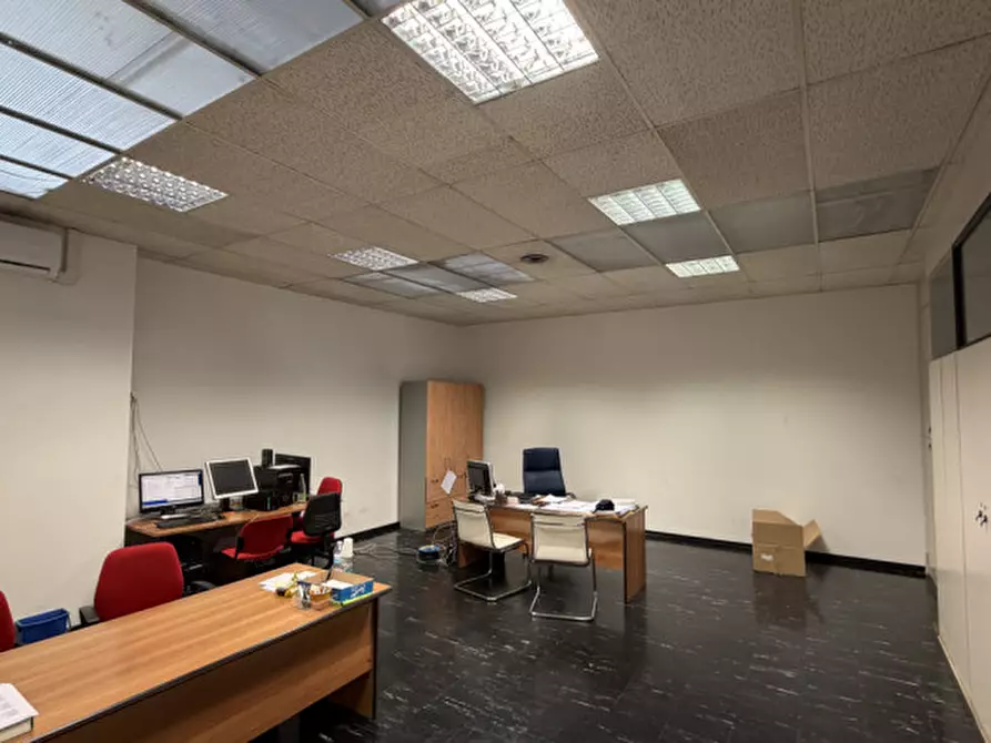 Immagine 23 di Capannone industriale in vendita  in VIA TOMBESI a Ancona