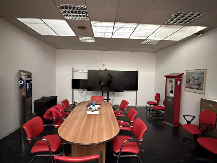 Immagine 25 di Capannone industriale in vendita  in VIA TOMBESI a Ancona