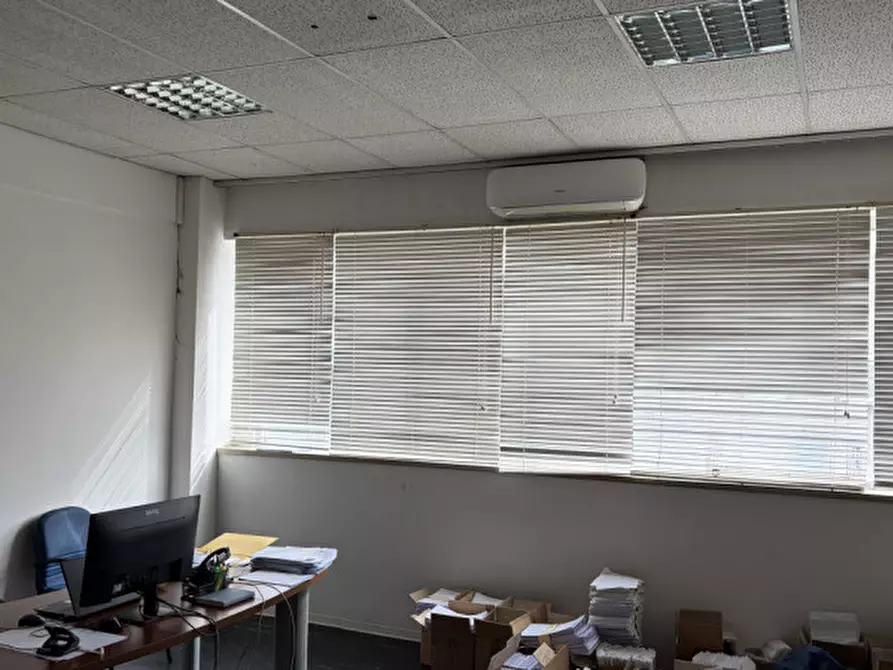 Immagine 27 di Capannone industriale in vendita  in VIA TOMBESI a Ancona