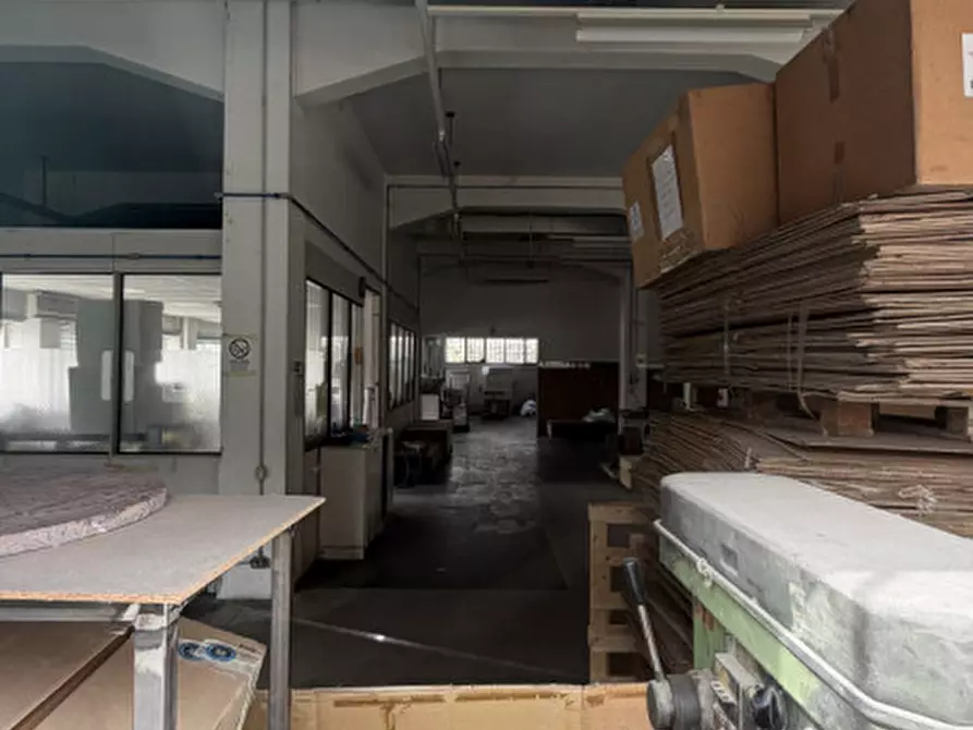Immagine 29 di Capannone industriale in vendita  in VIA TOMBESI a Ancona