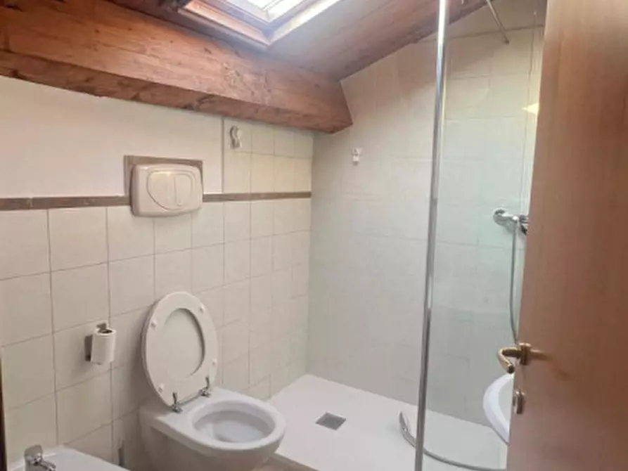 Immagine 8 di Attico in affitto  in schio   centro a Schio