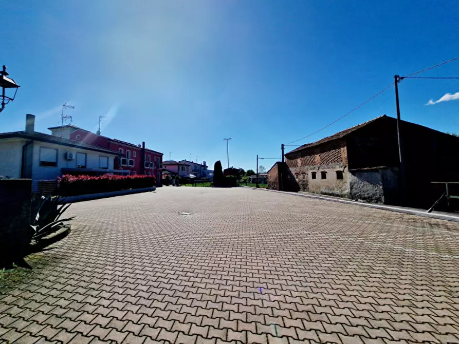 Immagine 23 di Hotel in vendita  in Via Peagna 2 a Stanghella