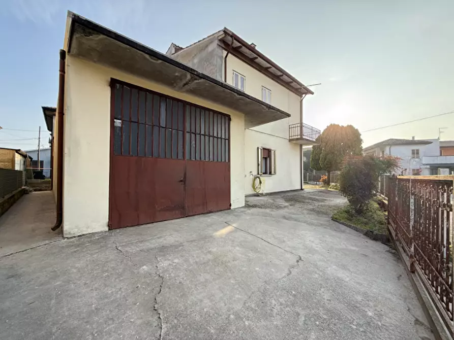 Immagine 27 di Casa indipendente in vendita  in via trento a Solesino