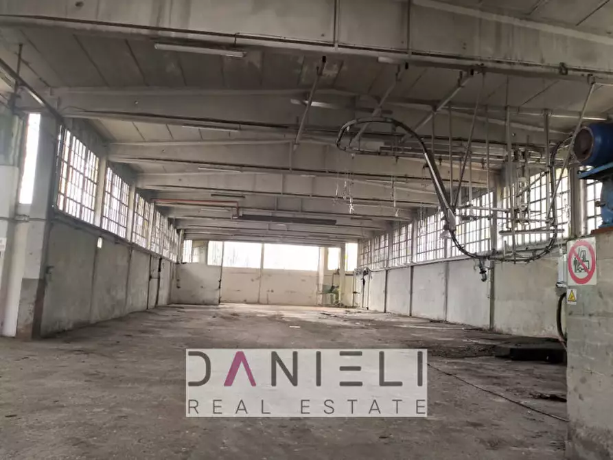 Immagine 8 di Capannone industriale in vendita  in Via Montorso a Arzignano