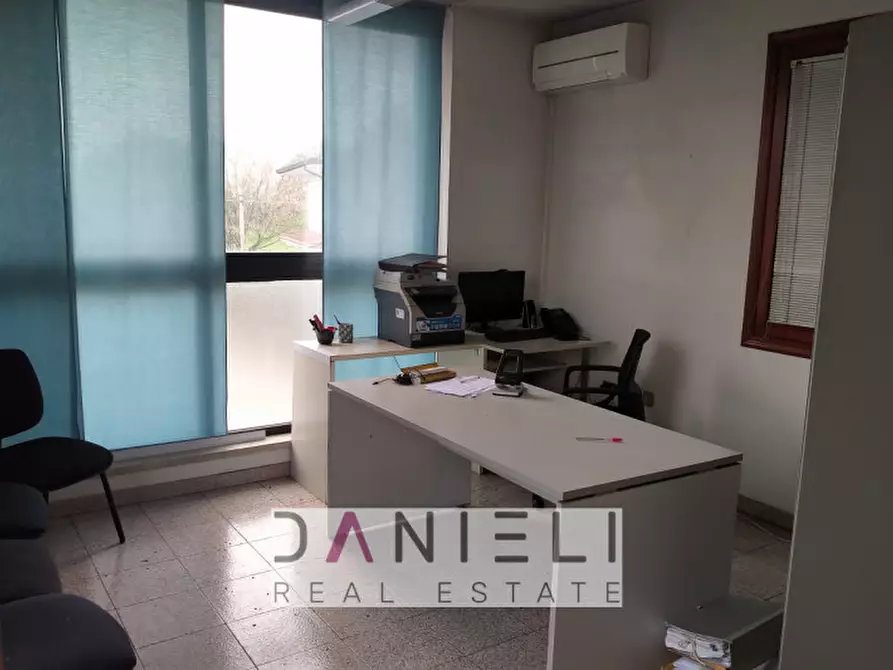 Immagine 15 di Capannone industriale in vendita  in Via Montorso a Arzignano