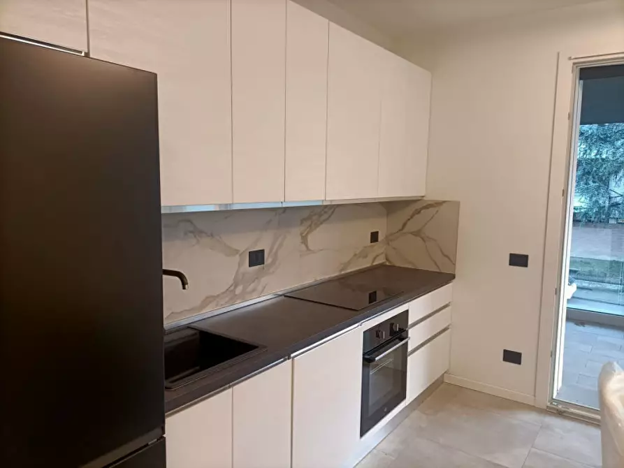 Immagine 3 di Appartamento in affitto  in Via Evangelista Torricelli, 15 a Parma