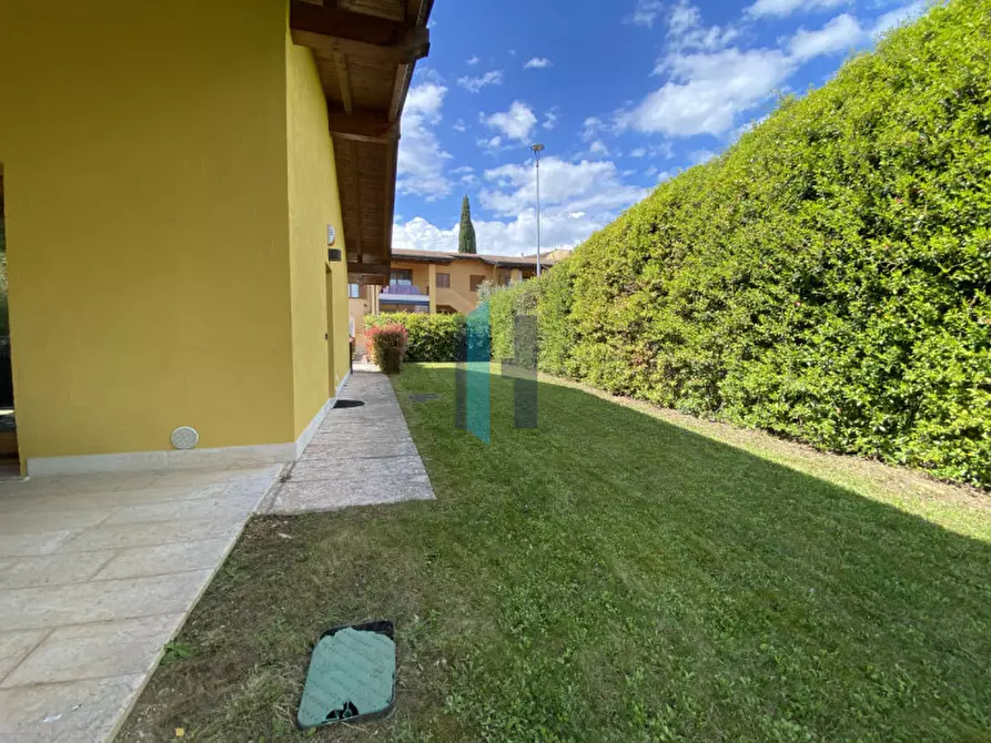 Immagine 5 di Villa in vendita  in Via San Rocco 22 a Soiano Del Lago