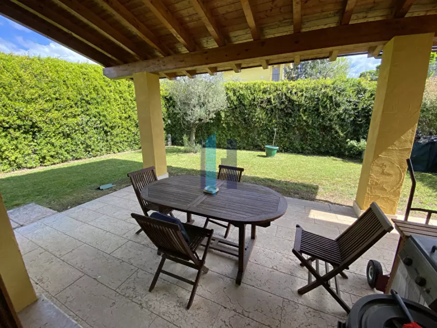 Immagine 7 di Villa in vendita  in Via San Rocco 22 a Soiano Del Lago