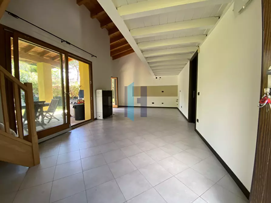 Immagine 8 di Villa in vendita  in Via San Rocco 22 a Soiano Del Lago