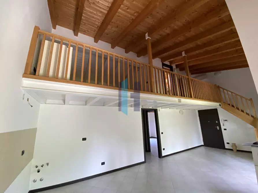 Immagine 15 di Villa in vendita  in Via San Rocco 22 a Soiano Del Lago