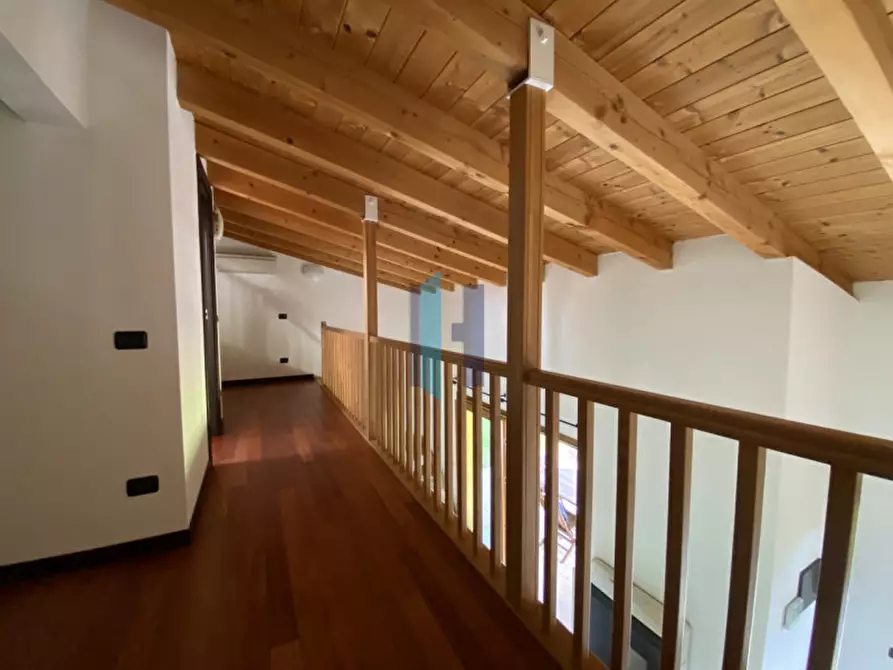 Immagine 16 di Villa in vendita  in Via San Rocco 22 a Soiano Del Lago