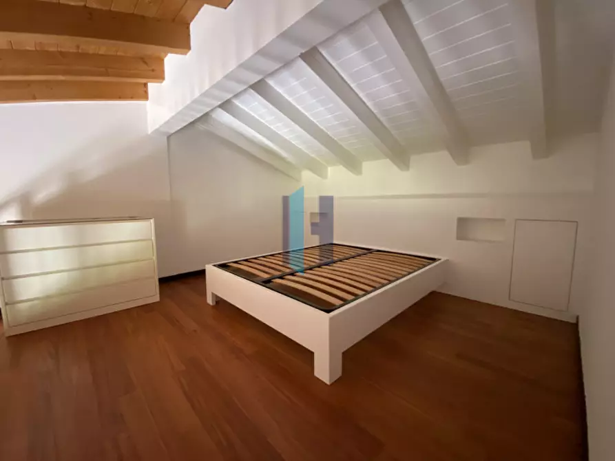 Immagine 17 di Villa in vendita  in Via San Rocco 22 a Soiano Del Lago