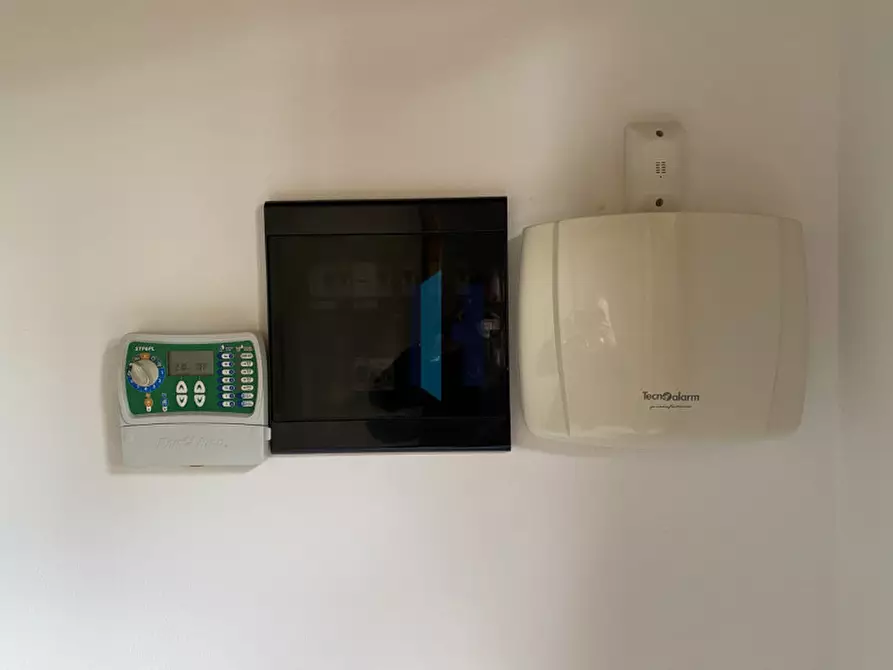 Immagine 33 di Villa in vendita  in Via San Rocco 22 a Soiano Del Lago